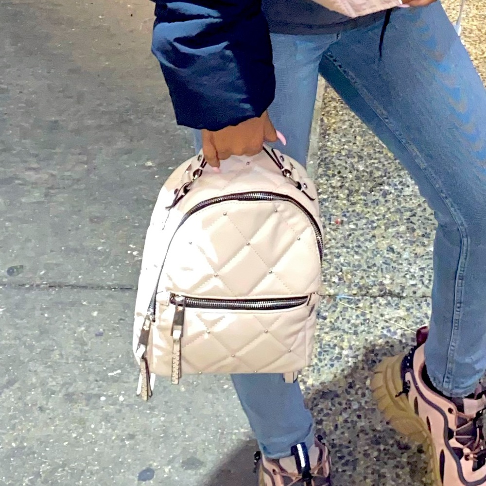 Pink bookbag purse 👛